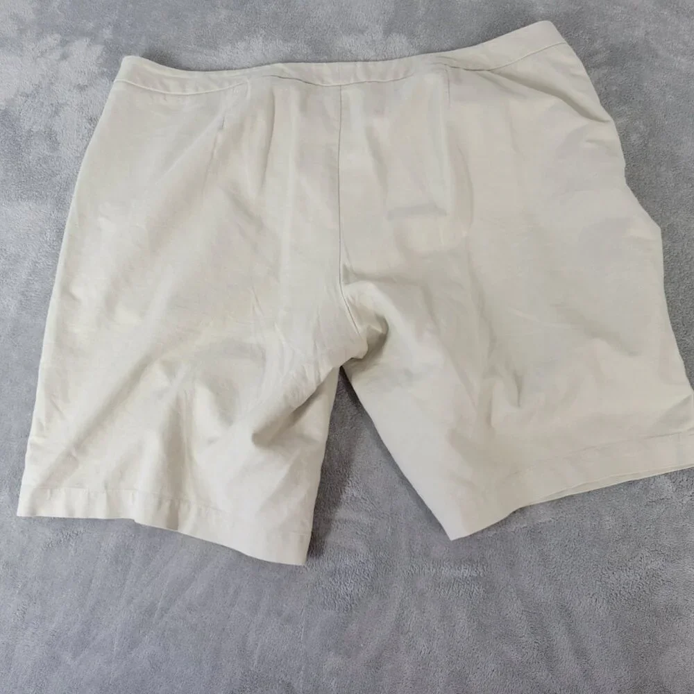 Coldwater Creek Womens Shorts Natural Fit Beige 20 Plus Lightweight A13E